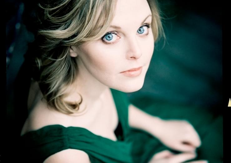 Elin Manahan low res