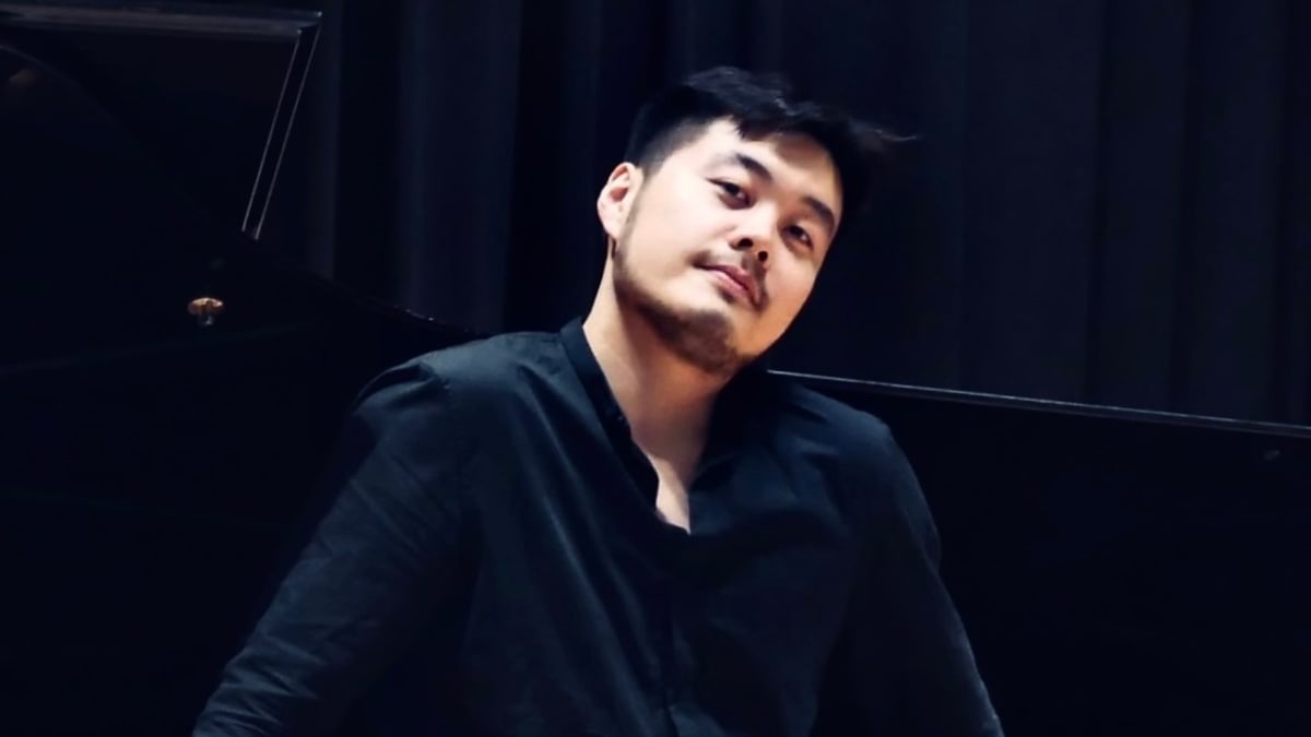 Runzhe Li