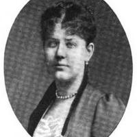 Maude Valérie White