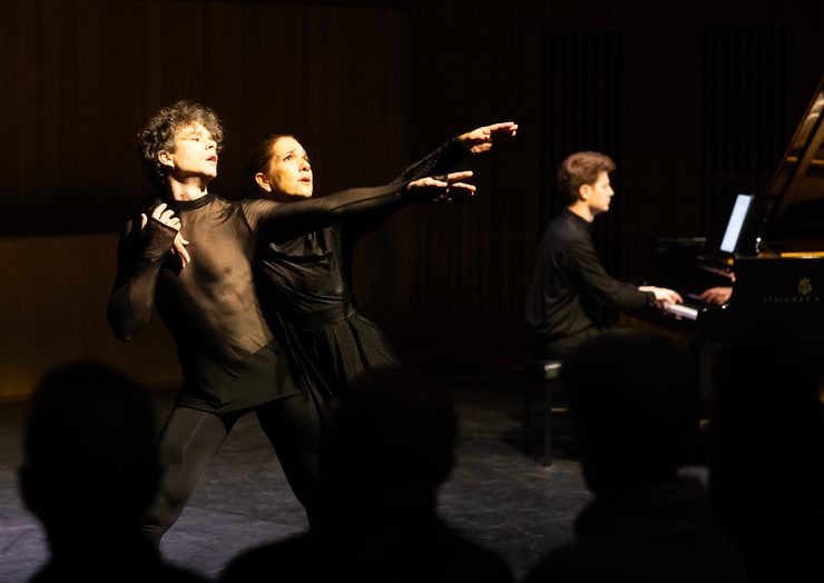 Mozart dance voice photo c Jason Warner Fyrefly Studios